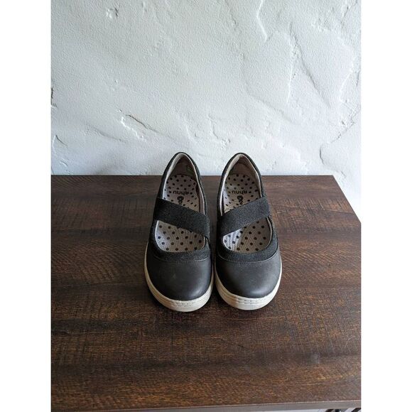 Ahnu Women's Mary Jane Style Slip-on Shoes - Size 7 - Picture 3 of 10